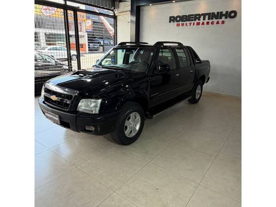 CHEVROLET S10 2.4 ADVANTAGE 4X2 CD 8V FLEX 4P MANUAL CHEVROLET S10 2.4 ADVANTAGE 4X2 CD 8V FLEX 4P MANUAL